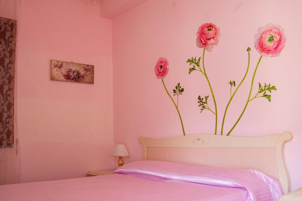 Villa Dei Fiori - Exclusive Villa With Garden In Sorrento Coast Vico Equense Bagian luar foto
