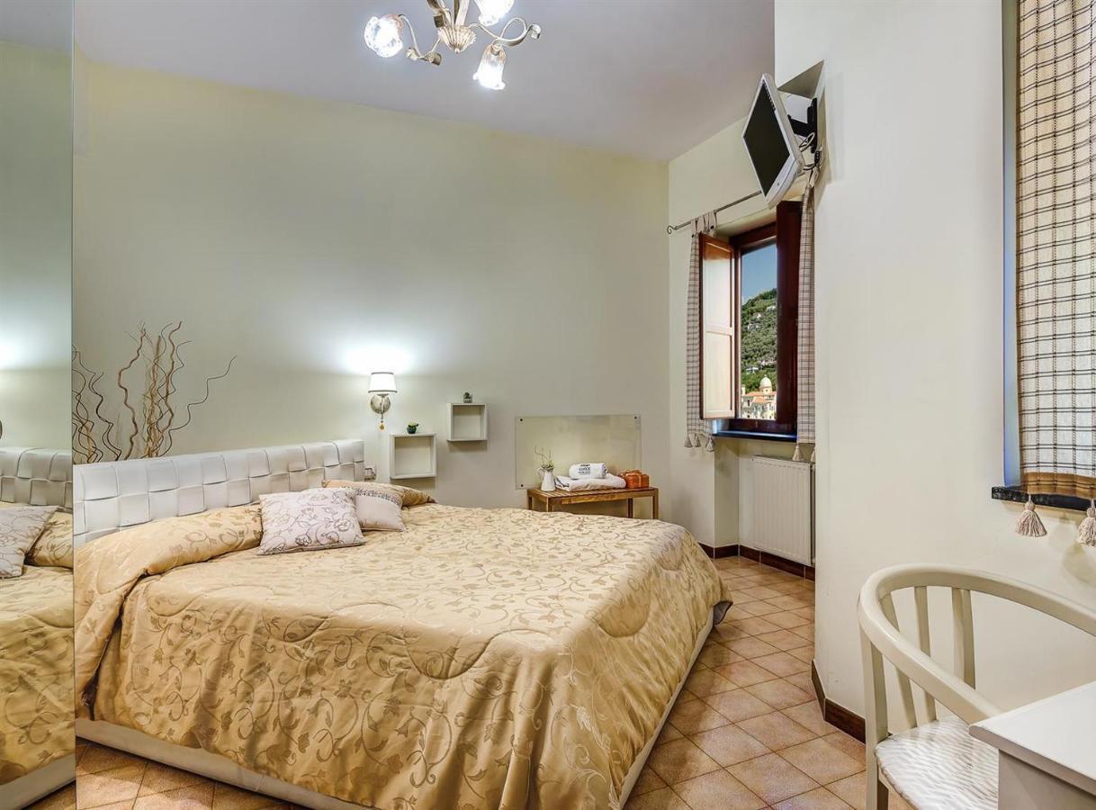 Villa Dei Fiori - Exclusive Villa With Garden In Sorrento Coast Vico Equense Bagian luar foto