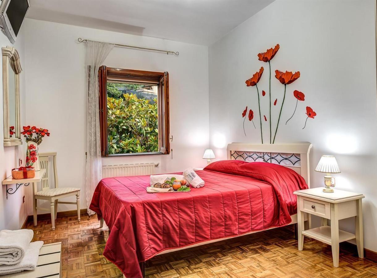 Villa Dei Fiori - Exclusive Villa With Garden In Sorrento Coast Vico Equense Bagian luar foto